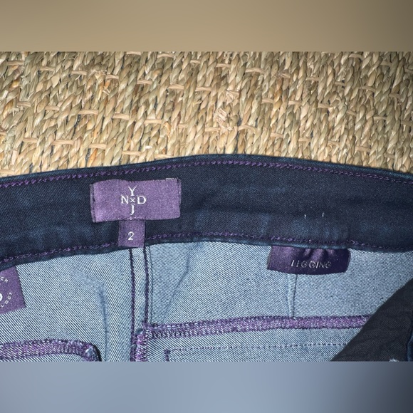NYDJ Denim Legging Jeans. - Picture 5 of 5